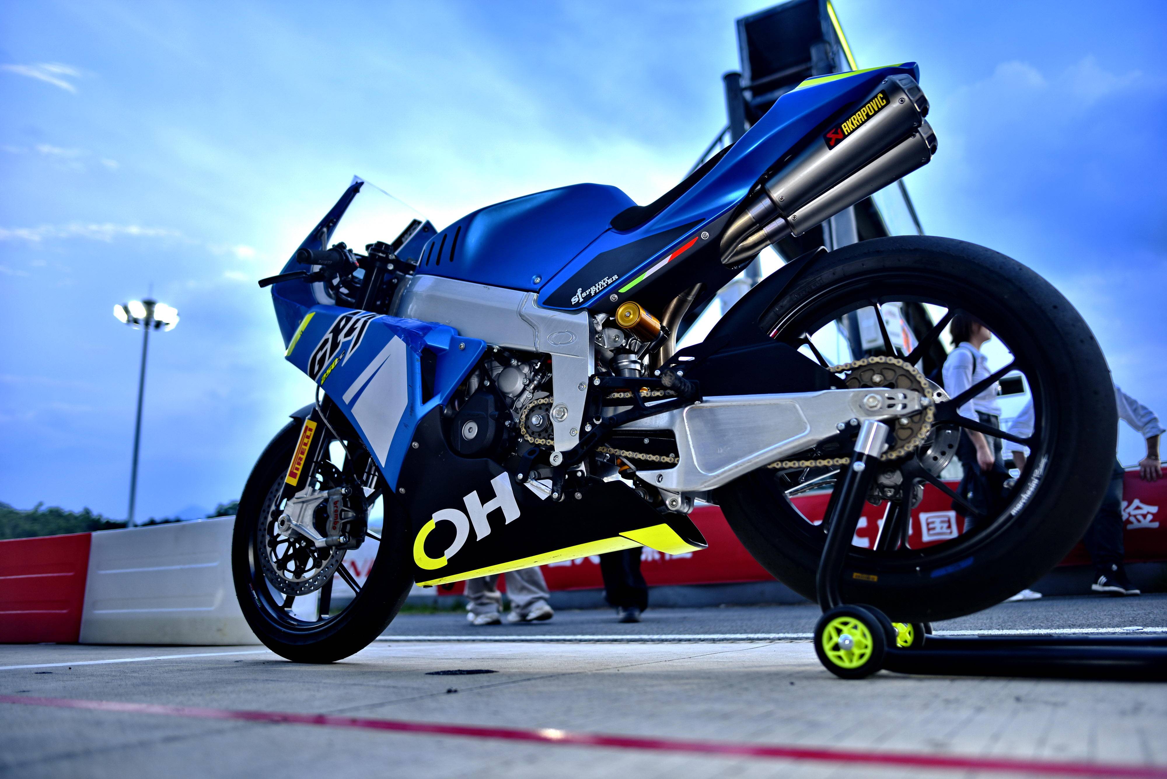 有着绝佳的操控,ohvale 奥华力新型赛车 gp7 250