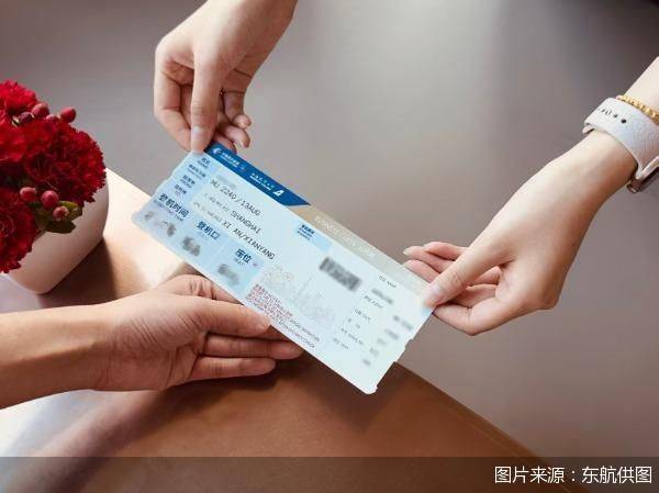 东航推出新版登机牌，率先在上海虹桥机场试运行