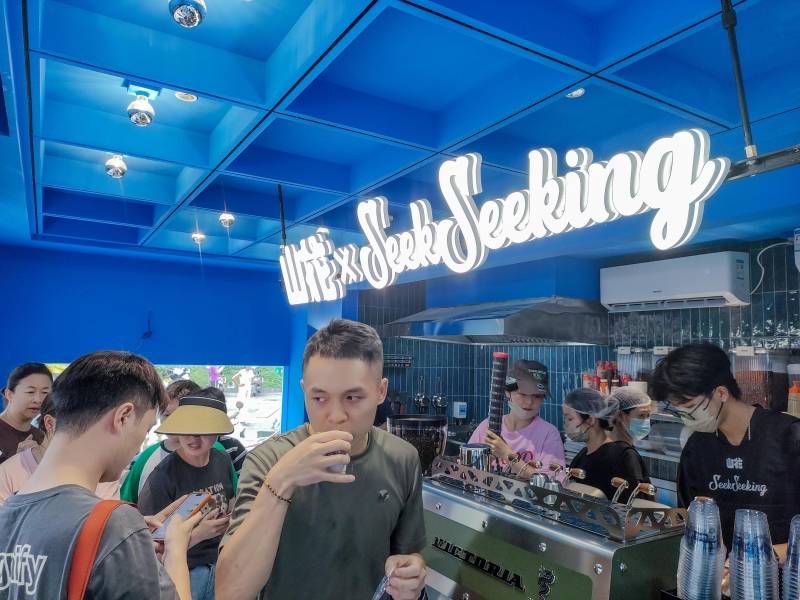 贵阳嘉年华理发店_贵阳嘉年华休闲会所_