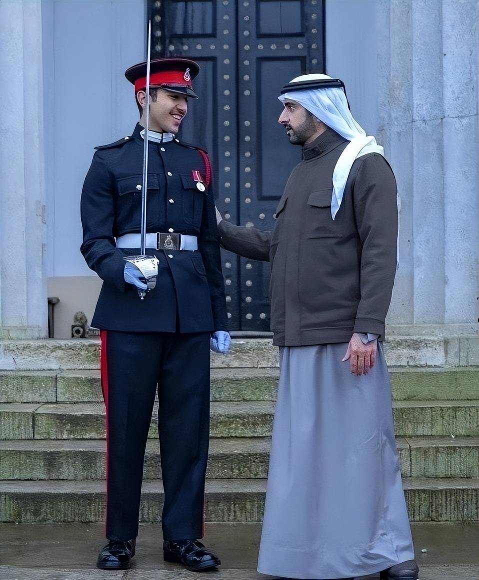 迪拜王子拉希德:33岁纵欲过度猝死,留下的私生子已22岁认祖归宗