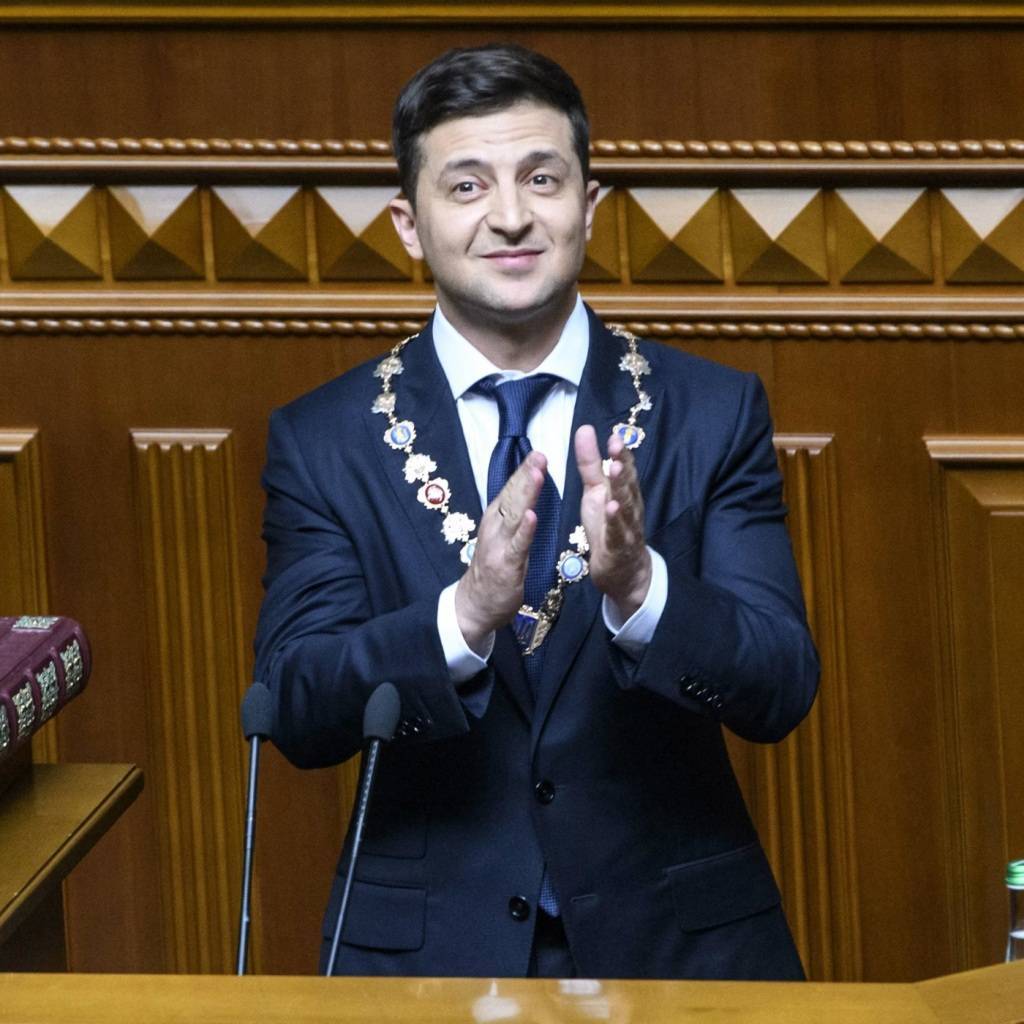 图片[4]-特朗普说“我喜欢”，泽连斯基的着装风格是如何变化的？ -华闻时空