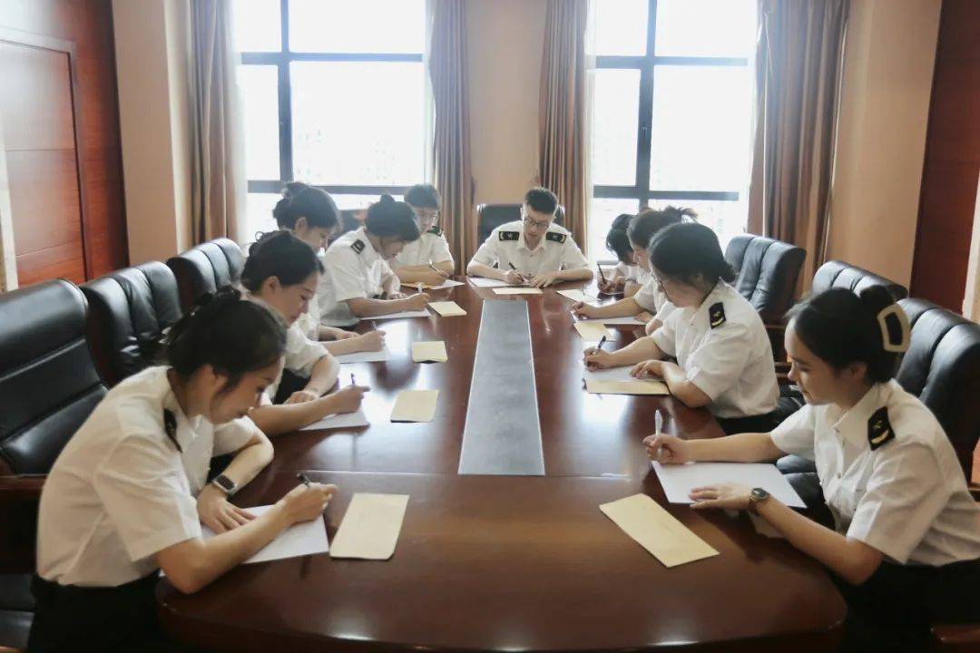 新"关"启航 充电一"夏"