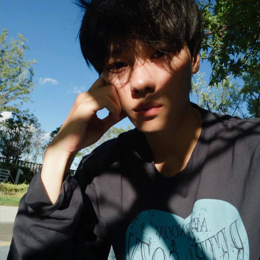 男头丨分享一组私藏的男生头像