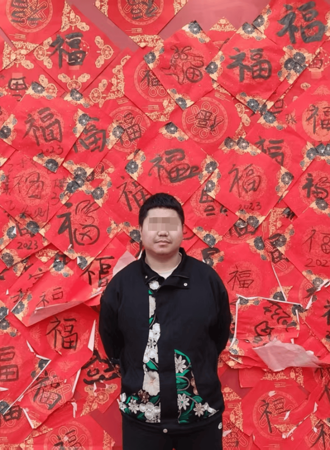 20萬(wàn)手術(shù)費贖不回身陷緬甸的兒子，患癌母親哭瞎左眼：想見(jiàn)他最后一面