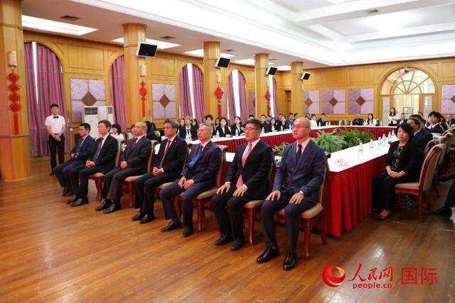 纪念中国人民抗日战争暨世界反法西斯战争胜利80周年座谈会在朝举行