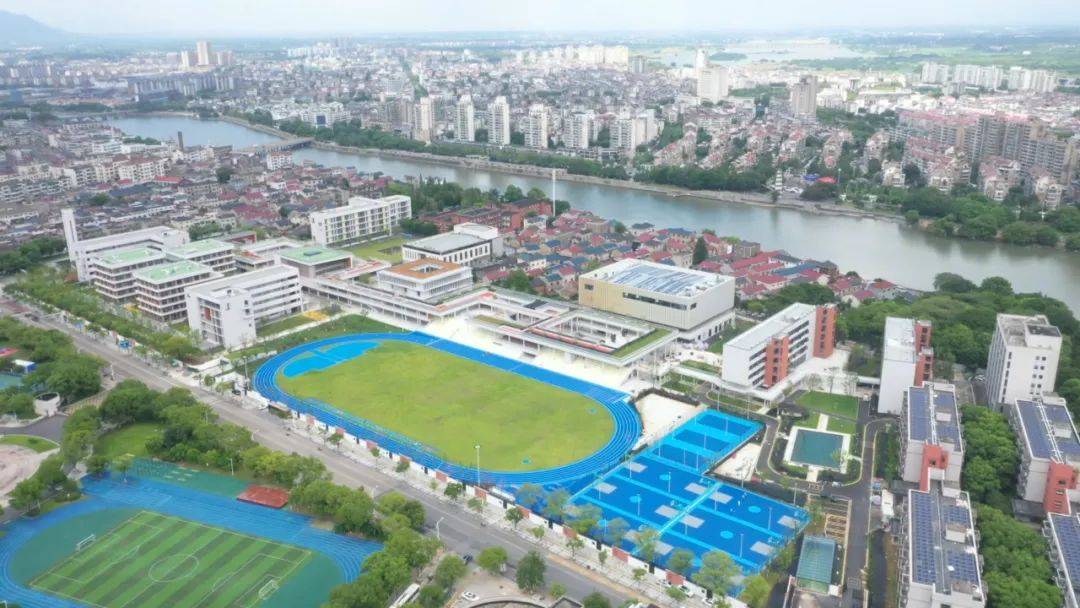 在现场 | 你们的新学校长这样,龙游中学焕新登场!