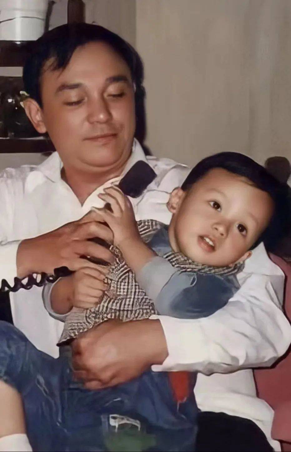 母亲悬赏上海市区一套房寻子！孩子26年前被人带到柳州后走失