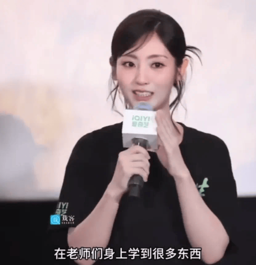 30+的邢菲演少女，也可以不出戏