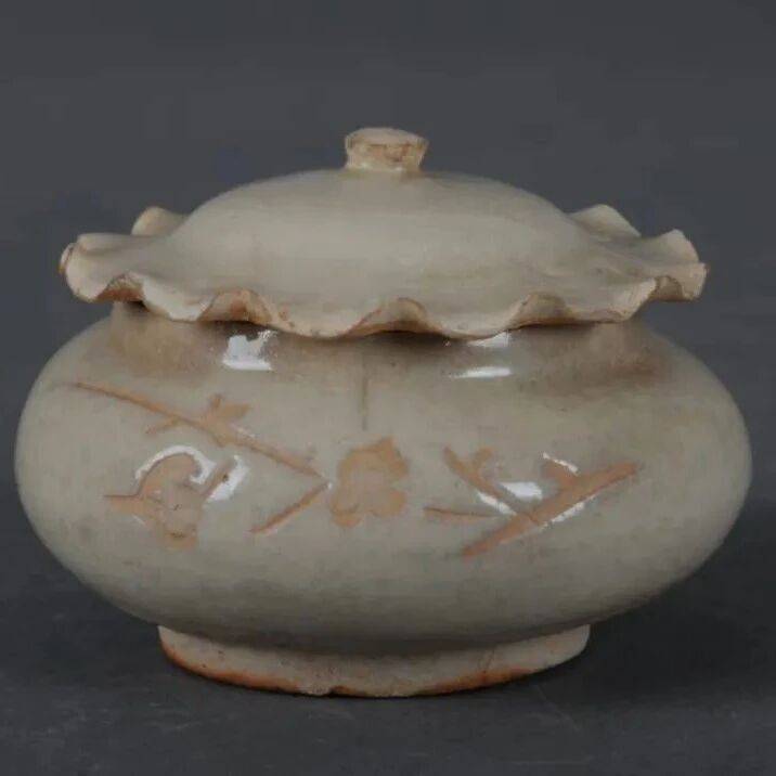 展览预告︱“瓷上风华——宋代青白瓷纹饰展”即将开展_白釉_梅花纹_景德镇