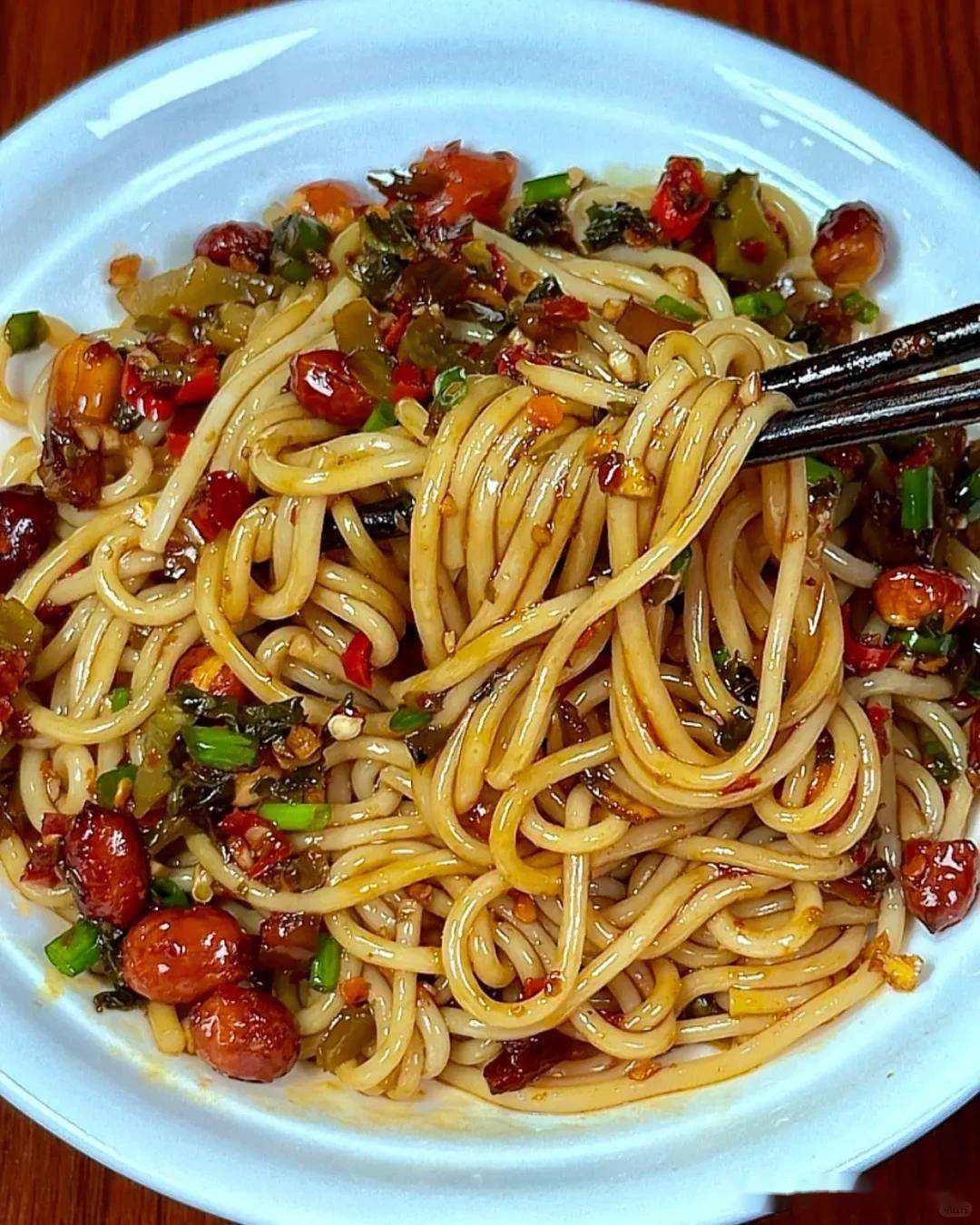 南昌拌粉绝密酱料配方:30年老店传人亲授,辣香入魂!