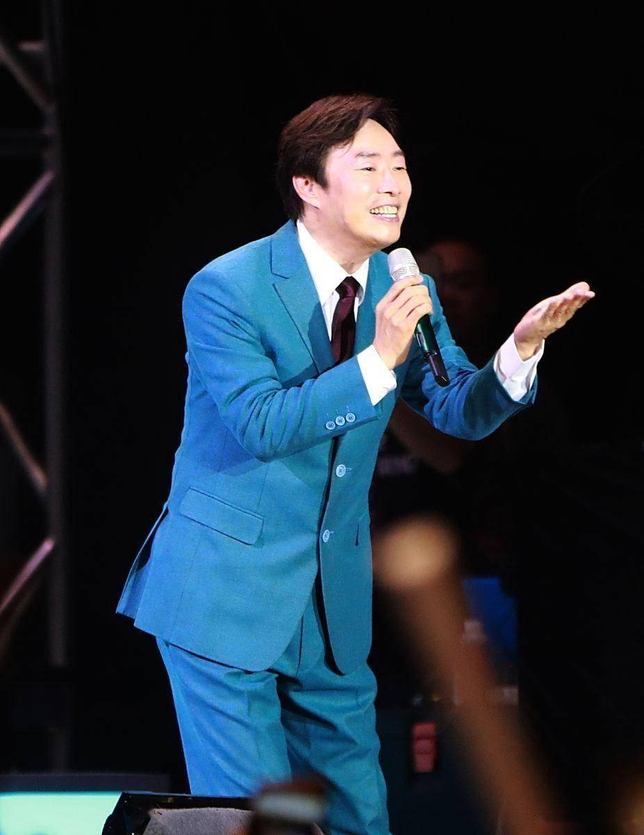 费玉清:温柔嗓音背后的多彩人生