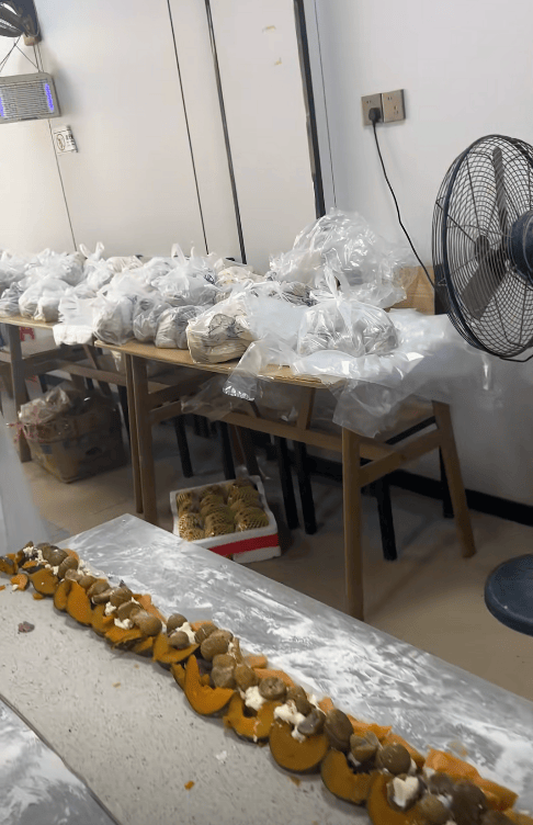 浙江衢州一店减脂馒头爆单，老板“自黑”：真不好吃，一天怒干15小时没停
