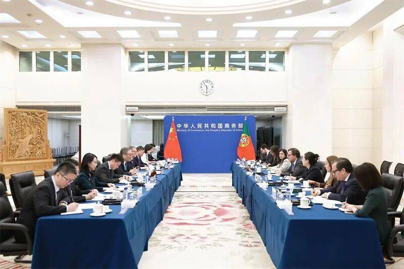 王文涛会见葡萄牙经济和国土融合部部长阿尔梅达
