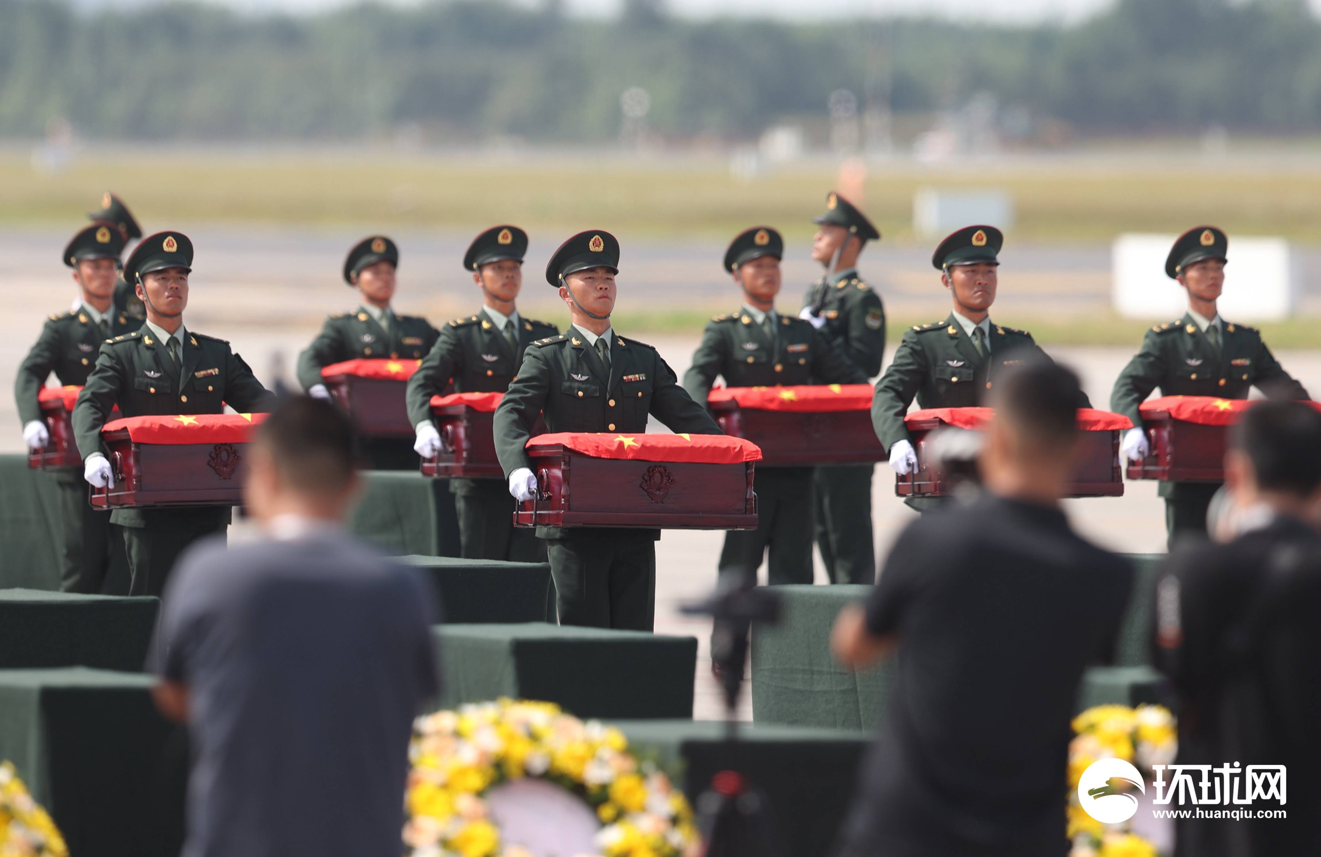 第十二批在韩中国人民志愿军烈士遗骸迎回仪式在沈阳举行