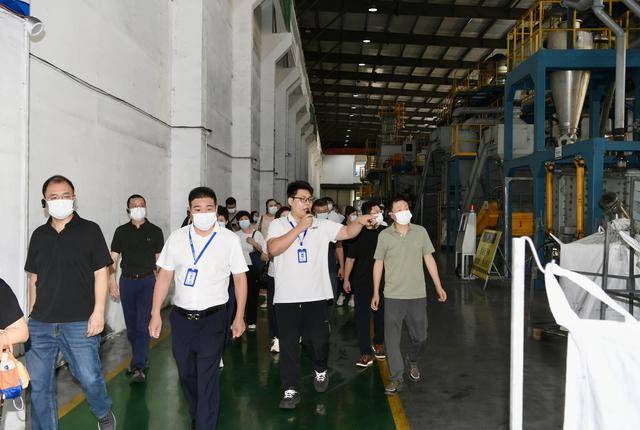2025年全国主流媒体看常州｜破解 “城市矿山” 难题，常州新能源跑出绿色“加速度”