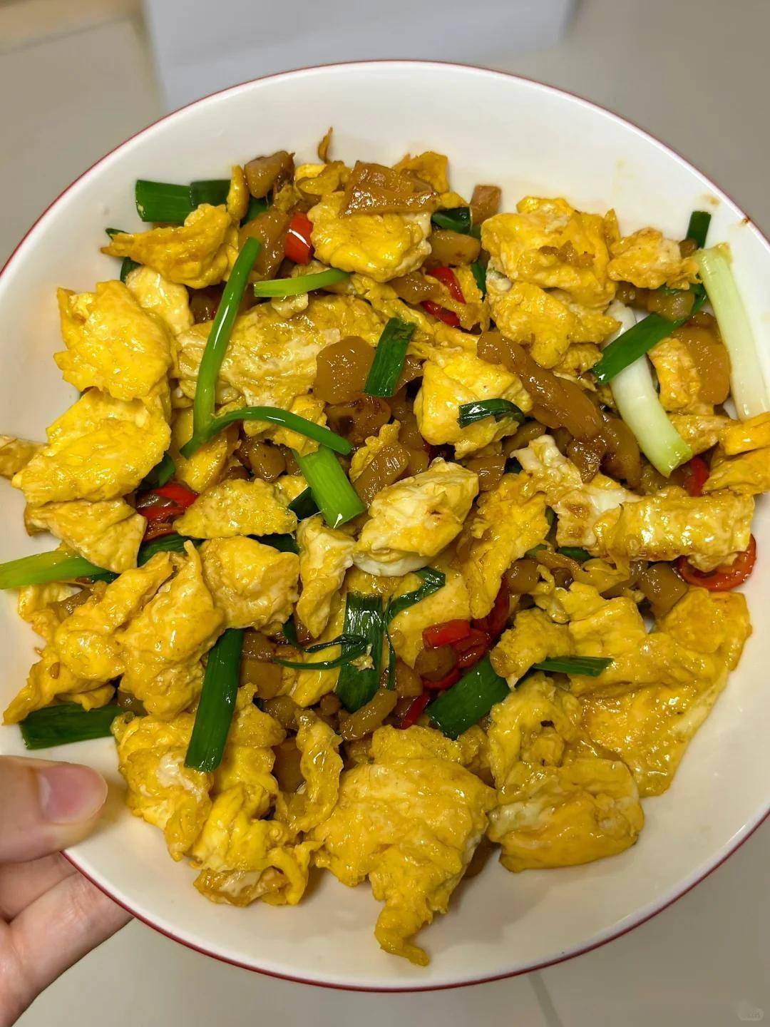 乡下外婆的萝卜干炒蛋萝卜干咸香蛋嫩滑拌米饭吃2碗