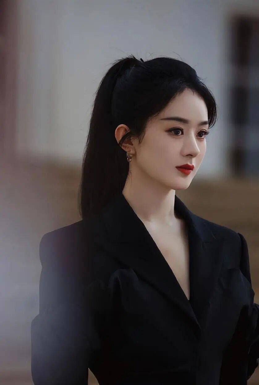 热搜第一！赵丽颖紧急发声