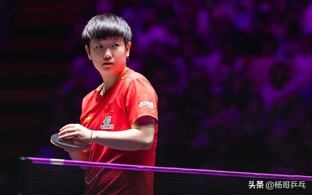 2025年中国大满贯赛女单焦点：孙颖莎卫冕之战与王曼昱的逆袭