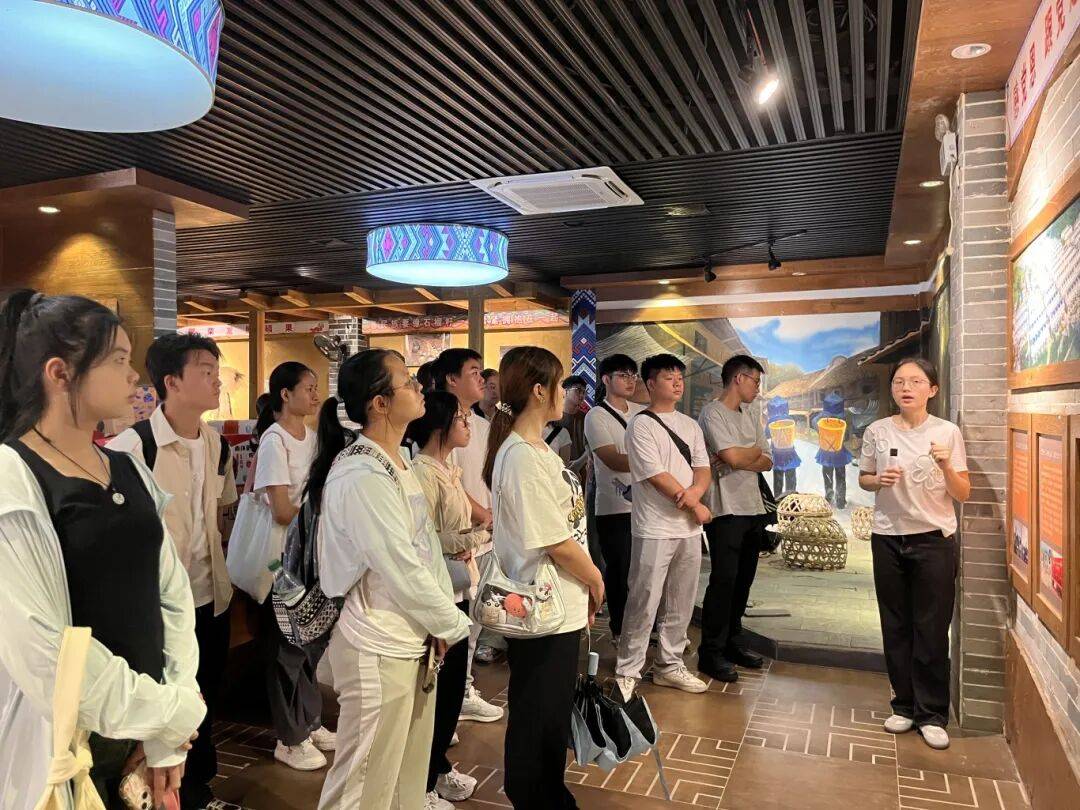活力四射的柳州，给年轻人藏了多少“起步机会”？
