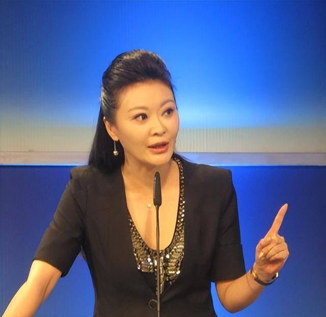 善恶终有报！前央视王牌主持人王小骞，如今沦落为“人人喊打”？
