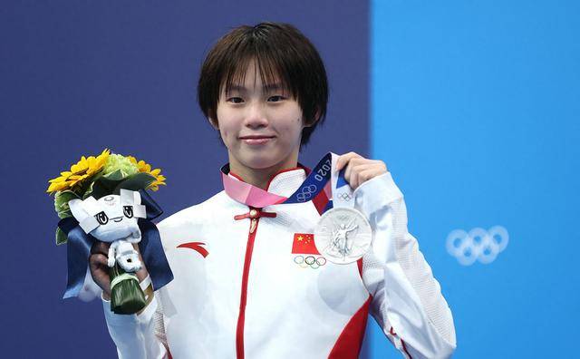 陈芋汐的冠军之路：从身体挑战到舆论战场的全面胜利