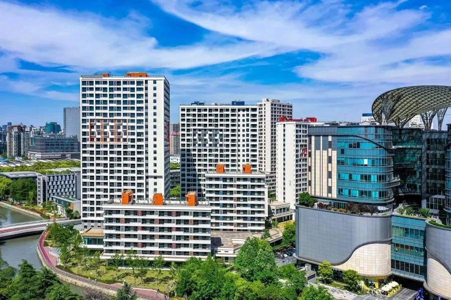 上海托起青年安居梦，五处文化人才之家落成