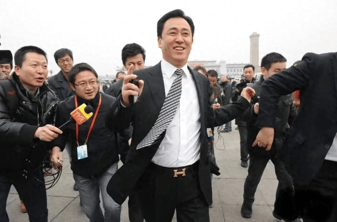 首富王健林，怎么混成这样了？