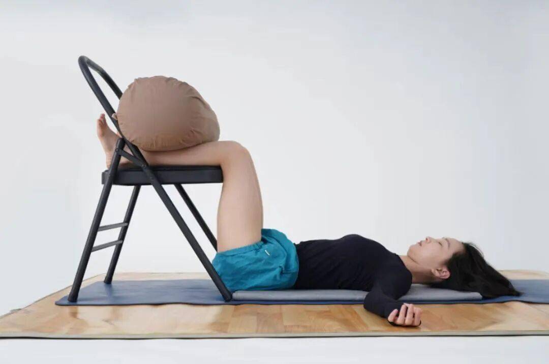 "摊尸式"是一个伟大的转折点,而你却一躺下就睡着了⋯⋯