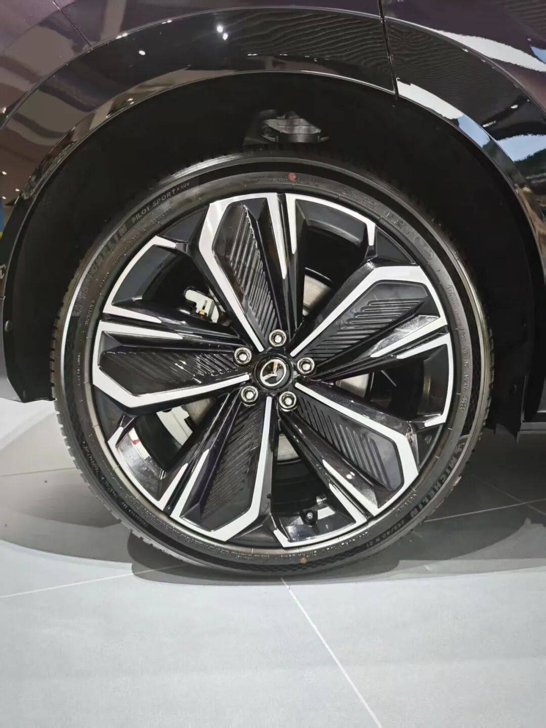 11.99万的中大型SUV，马自达塞车也无所谓了。