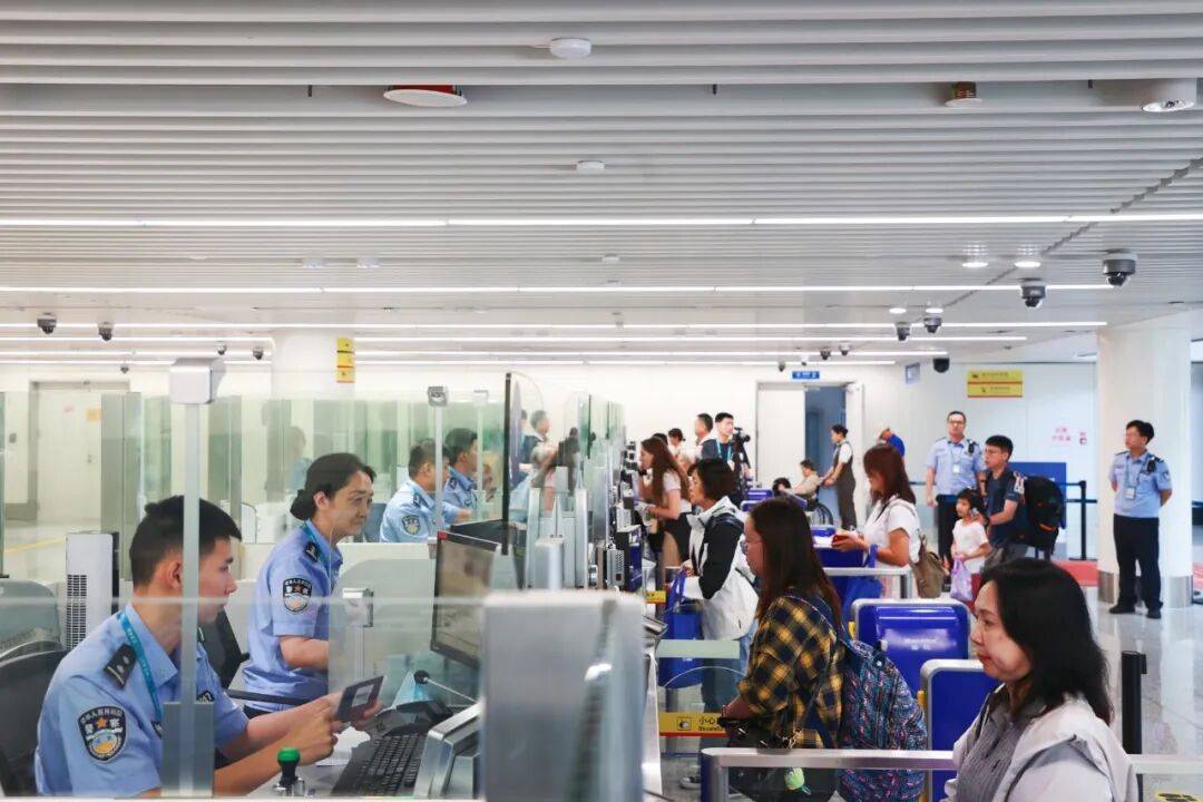 国庆中秋假期海南出入境客流同比增长15.1%