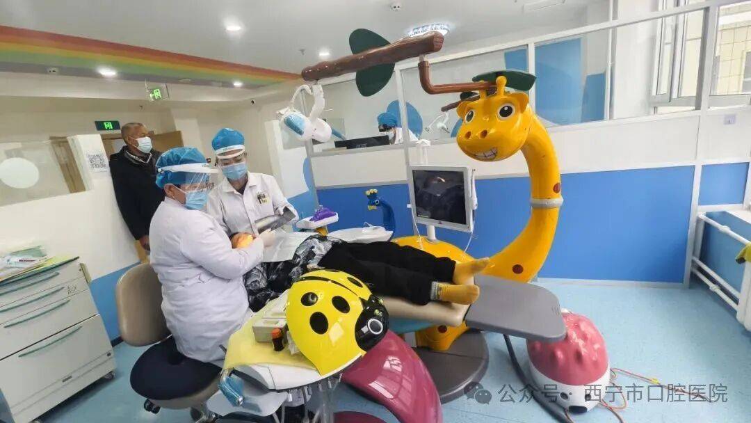 包含北京大学口腔医院代挂专家号服务儿童就诊情绪疏导，轻松配合诊疗的词条