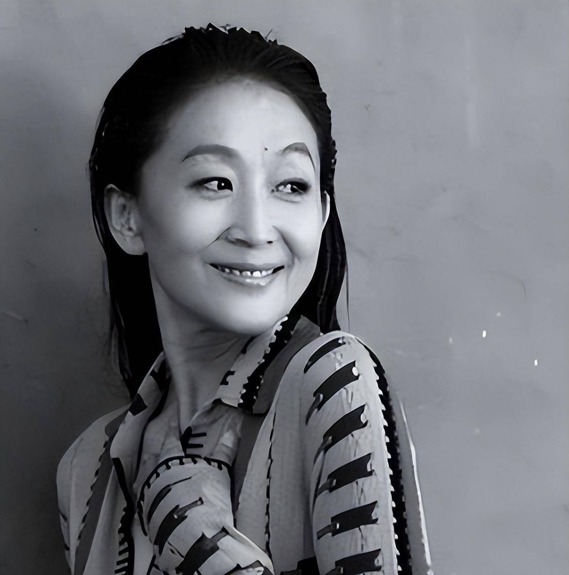 影后陈瑾与兄约定不婚不嫁相互养老多年与巫刚同居不领证