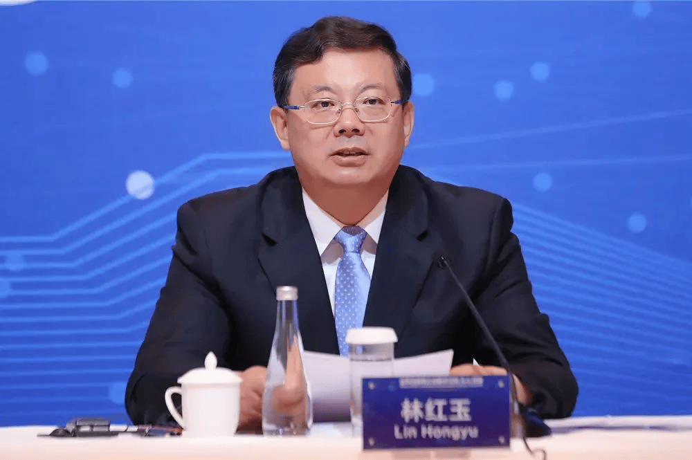 新任太原市委书记林红玉看望耿彦波、李维德、郭振中、张明星、张贵元、操学诚等老同志
