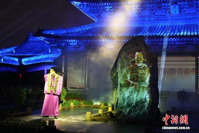 古都开封：大宋夜游剧目引游人