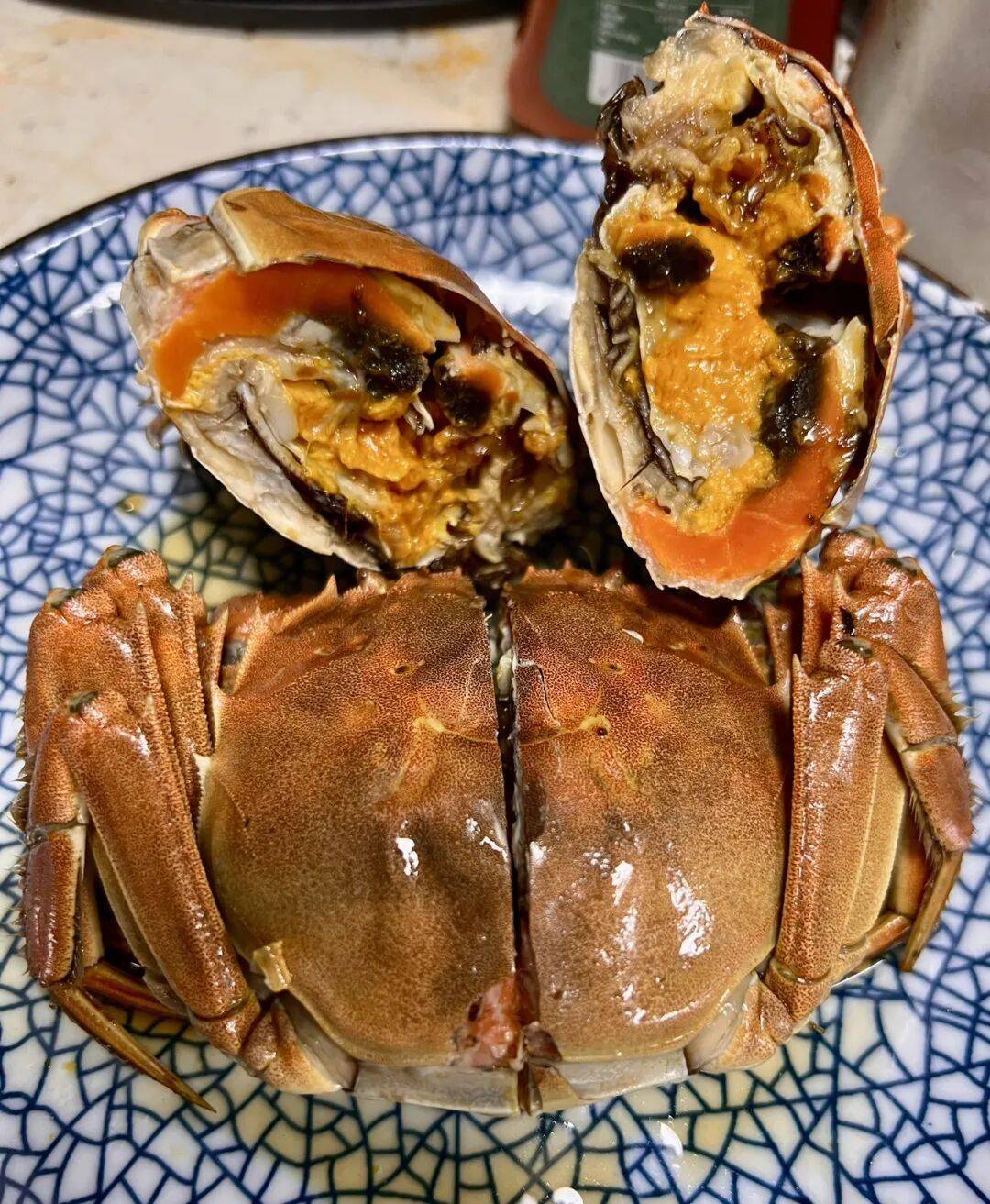 熟成鲽鱼用炸蒜酥煎两分钟才能体现鲜嫩多汁再焖一个药膳内蒙羊排煲