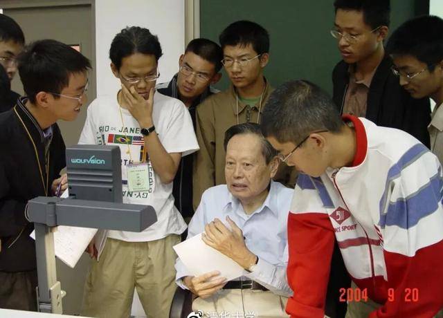 原创             装不下去了？杨振宁去世才6天，恶心的事就发生了，结局大快人心