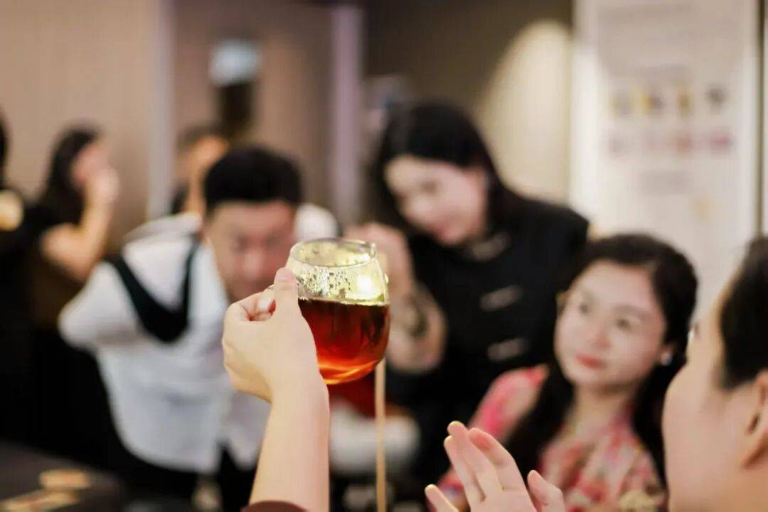 双陈2025年份普洱茶开仓文明节世界巡展炎热举办中