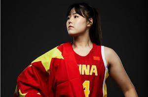 李月汝回应收购欧洲女篮队:帮中国球员搭建国际舞台 尚未定下来