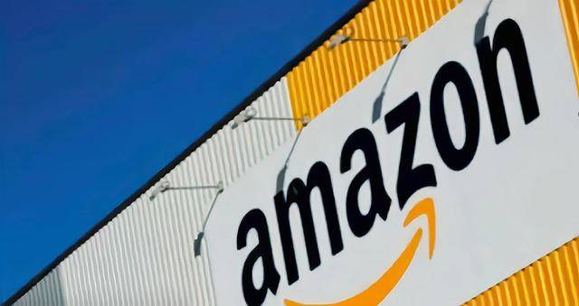 中企刚买4船美豆,特朗普又变卦,下架大批中货,不准中违约