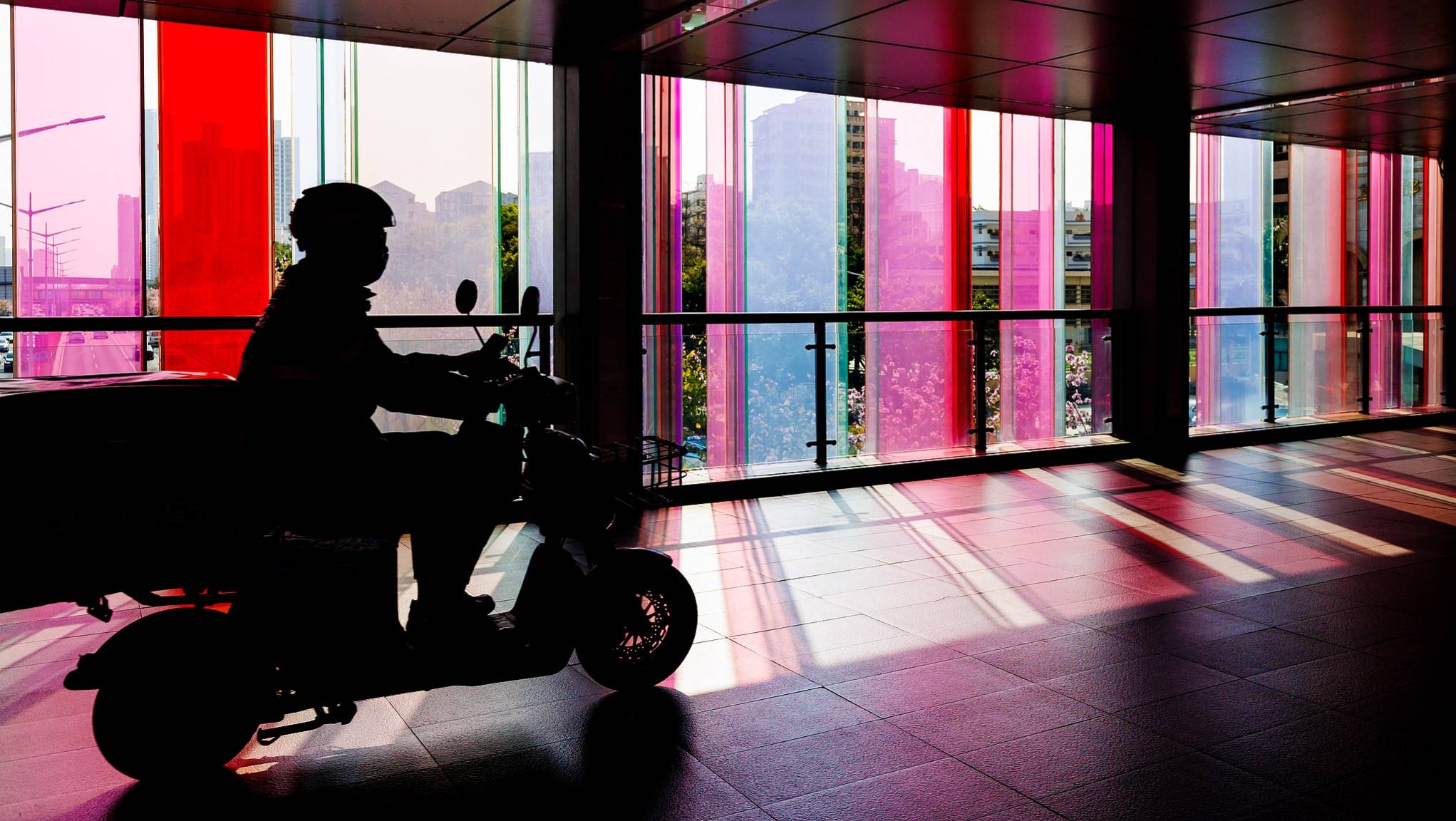 为什么保护数百万骑手是世界上的一个问题？