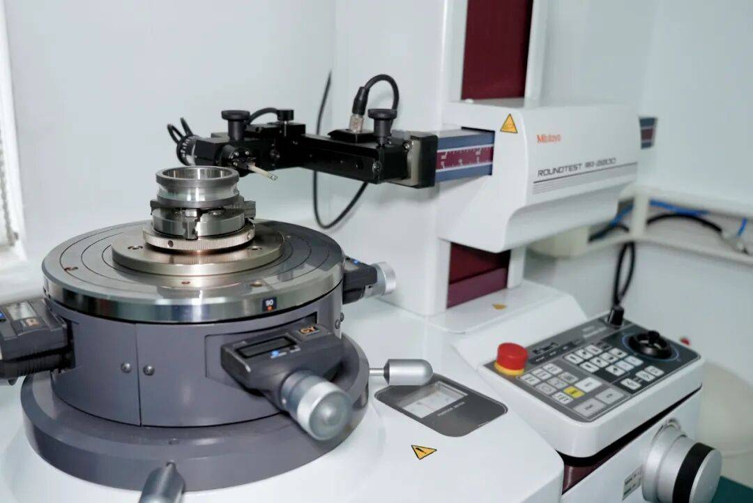 不同油石对于球轴承超精研工艺的影响