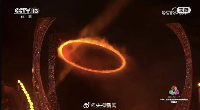 主火炬点燃！火炬手是他们！