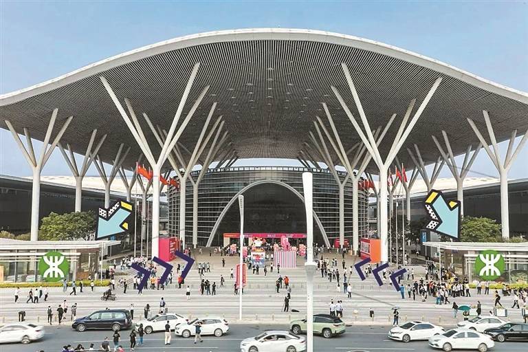 交警将以深圳国际会展中心为核心分类管控 严查违停