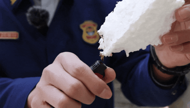 贵阳一水果店凌晨突发大火,整个店都搭进去了!小心这种建材 贵阳一水果店凌晨突发大火,整个店都搭进去了!小心这种建材