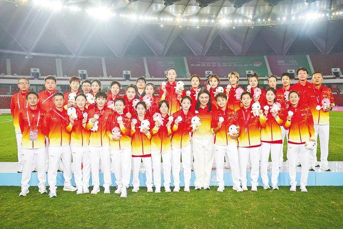 憾失冠军，王霜喊话年轻队友：你们还有下一届