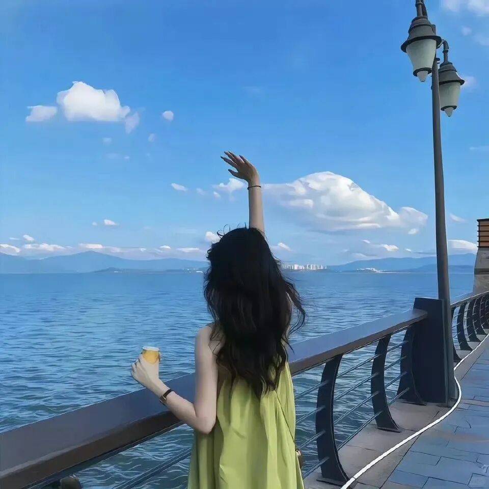 女生头像简单又高级的头像