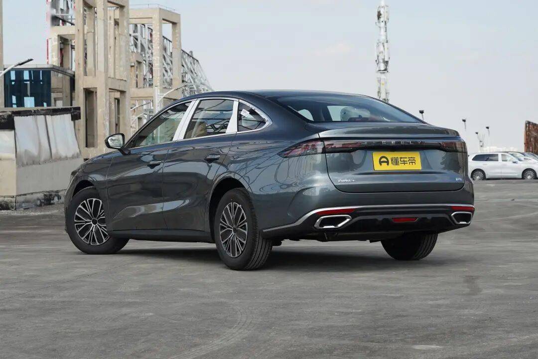 59万元起!吉利全新帝豪上市