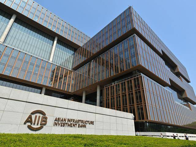 11月20日新闻速递：热点事件一览