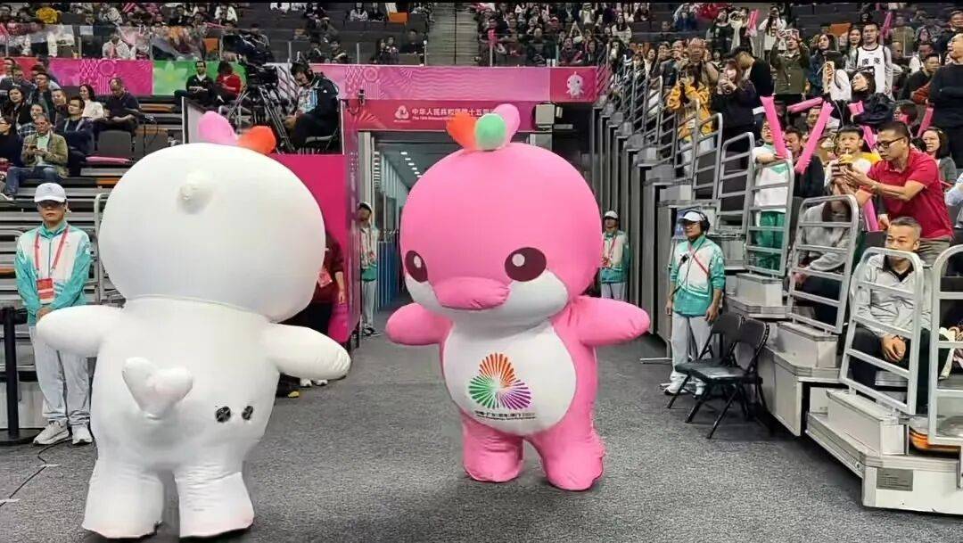 “乐融融”回应广东队夺冠后疯狂摇摆摇到“CBA盘口与数据深度__今日CBA盘口分析·大小分策略·球队档案漏气”