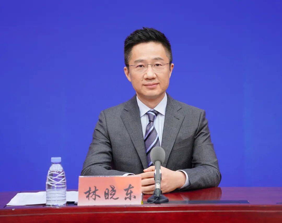 市公安局局长林晓东市政府新闻办主任上官军主持市委宣传部常务副部长